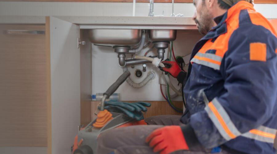 Expert burst pipe repair services in Onia, AR